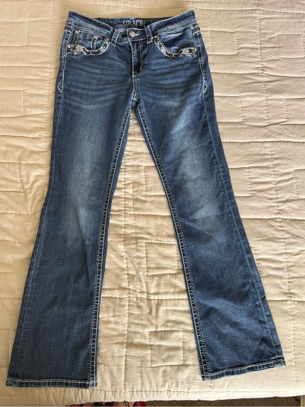 Grace in LA Blue Bootcut Jeans with embellished and embroidered design. Women 29